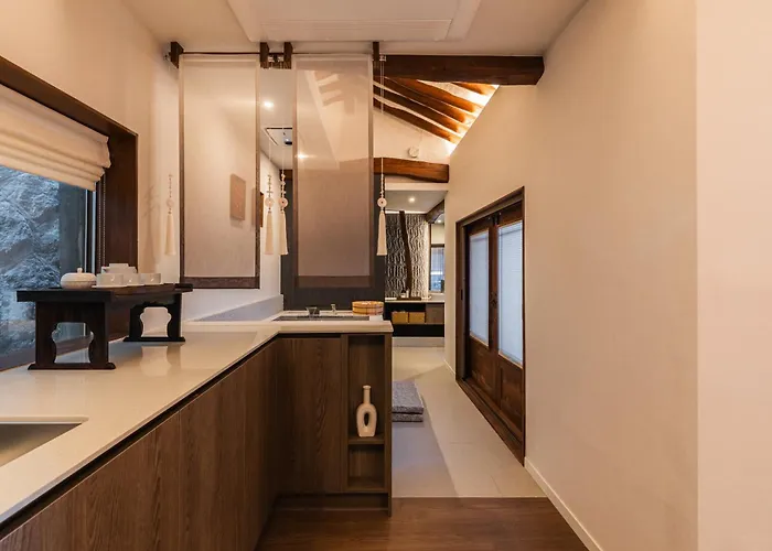 Apartment Luxury Hanok In Breeze