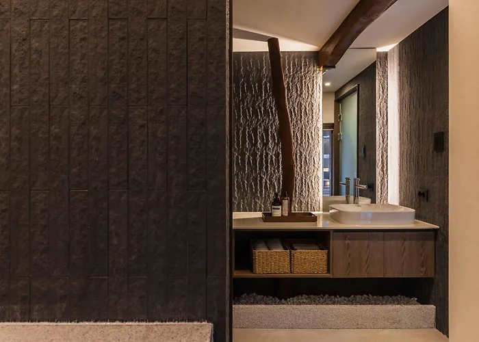 Luxury Hanok In Breeze Apartment Seoul